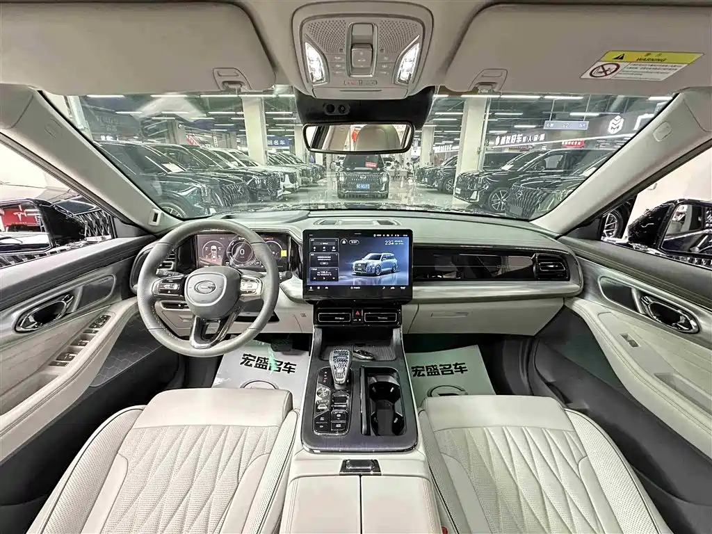 GAC Trumpchi Trumpchi GS8 2022 Hybrid Series 2.0TM 4WD Premium Edition (7-Seater) фото 11