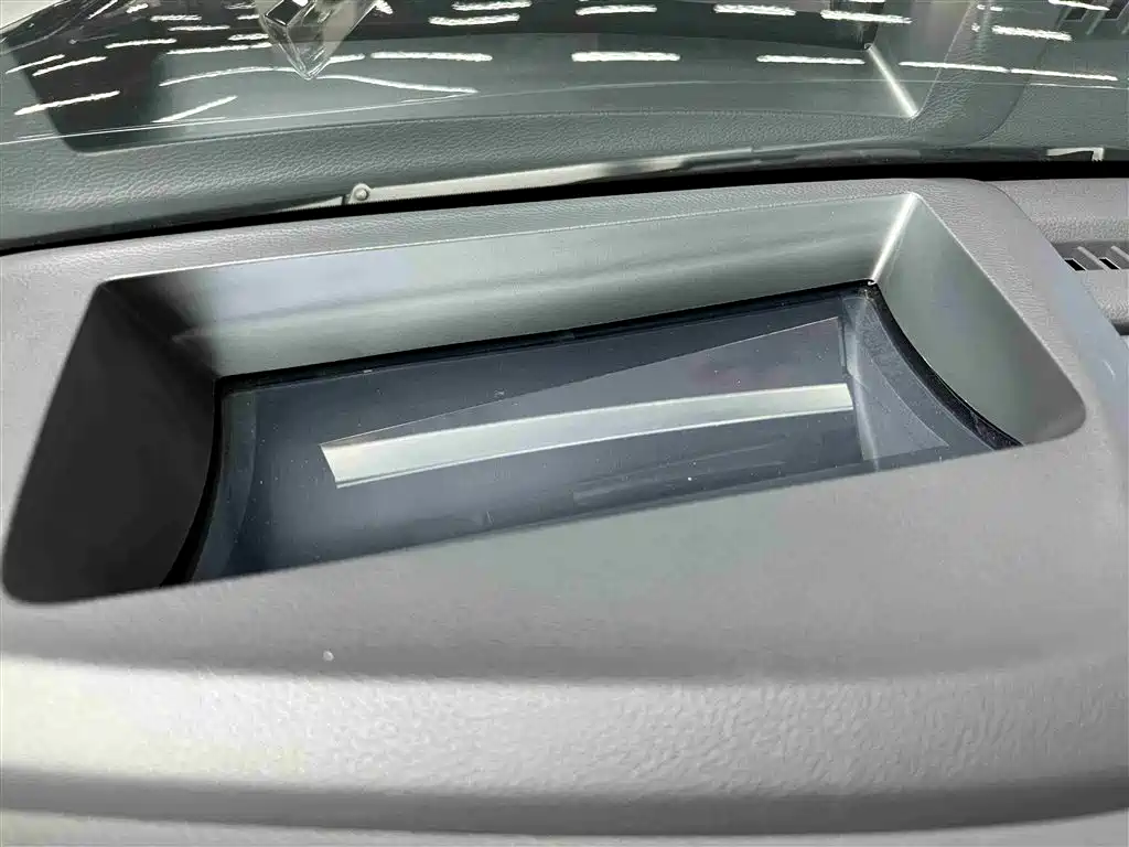 GAC Trumpchi Trumpchi GS8 2022 Hybrid Series 2.0TM 4WD Premium Edition (7-Seater) фото 24