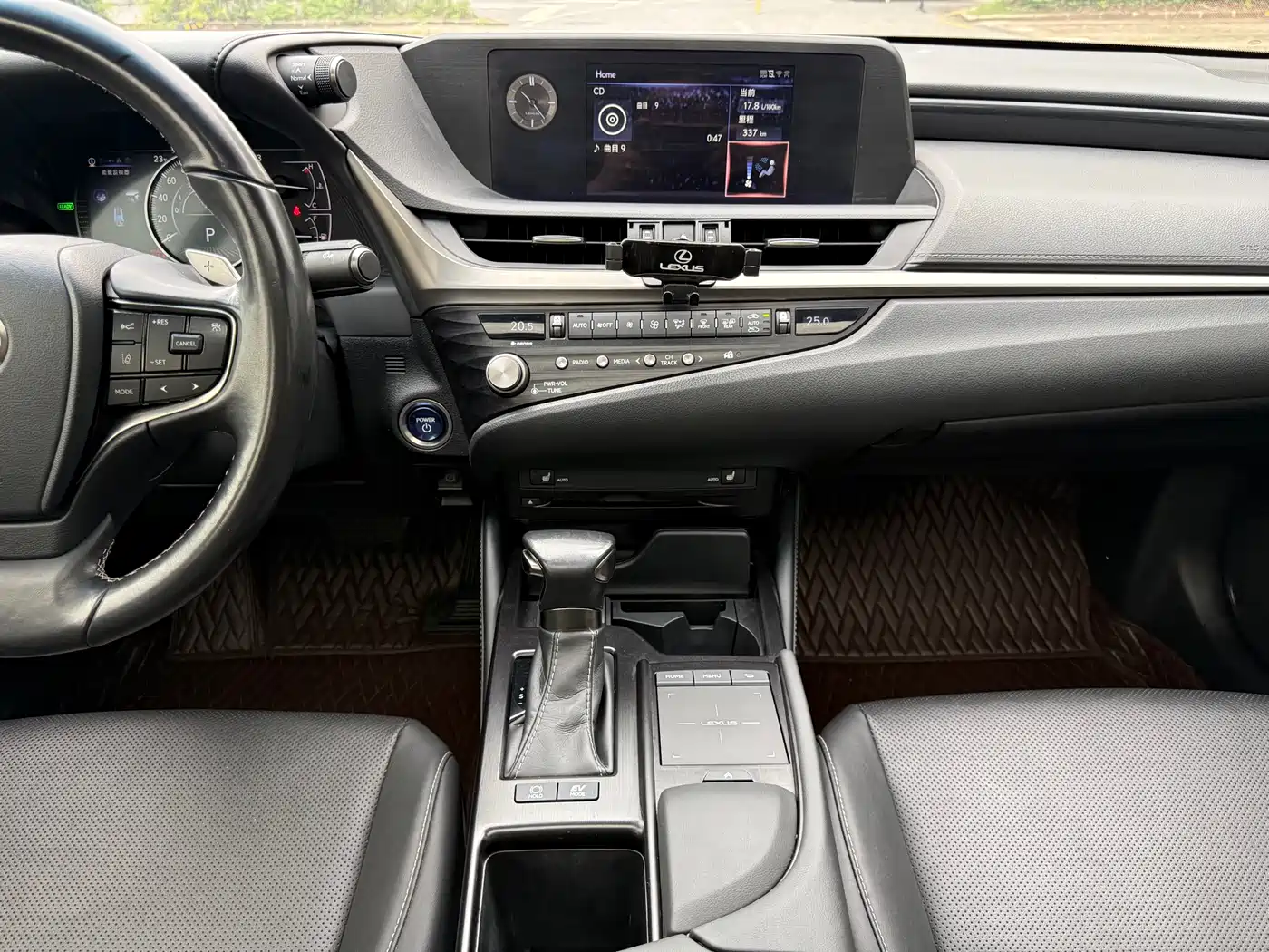 Lexus ES 2021 300h Excellence Edition фото 9