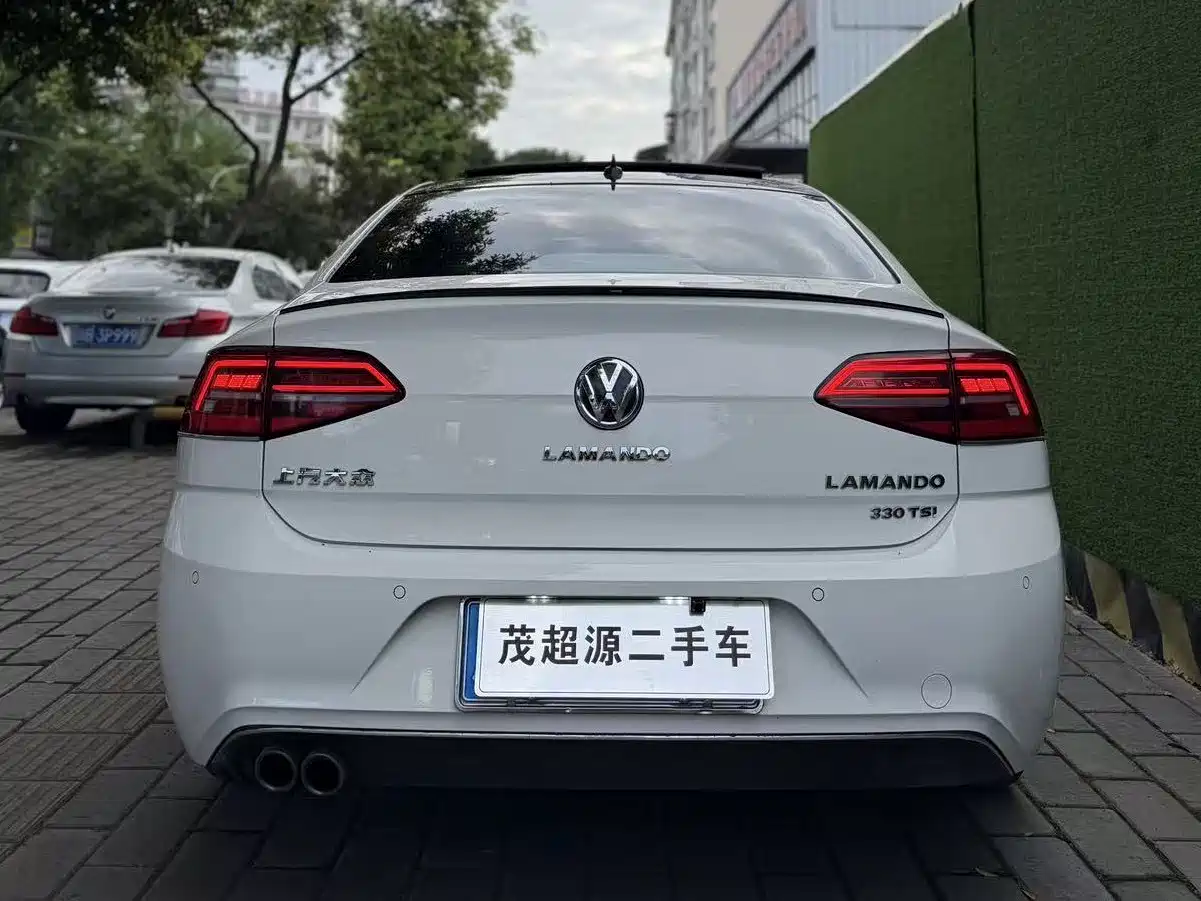Volkswagen Lamando 2017 230TSI DSG Trend Edition фото 12