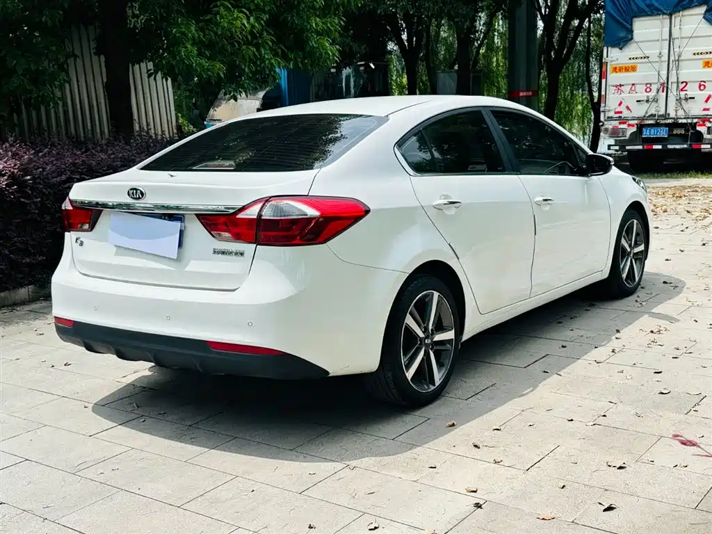 Kia K3 2017 1.6L Automatic 15th Anniversary Special GLS фото 17