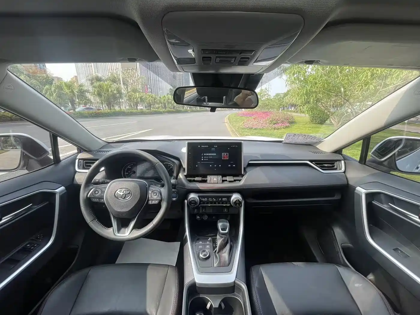 Toyota Wildlander New Energy 2021 High Performance 2.5L 2WD Power Edition фото 13