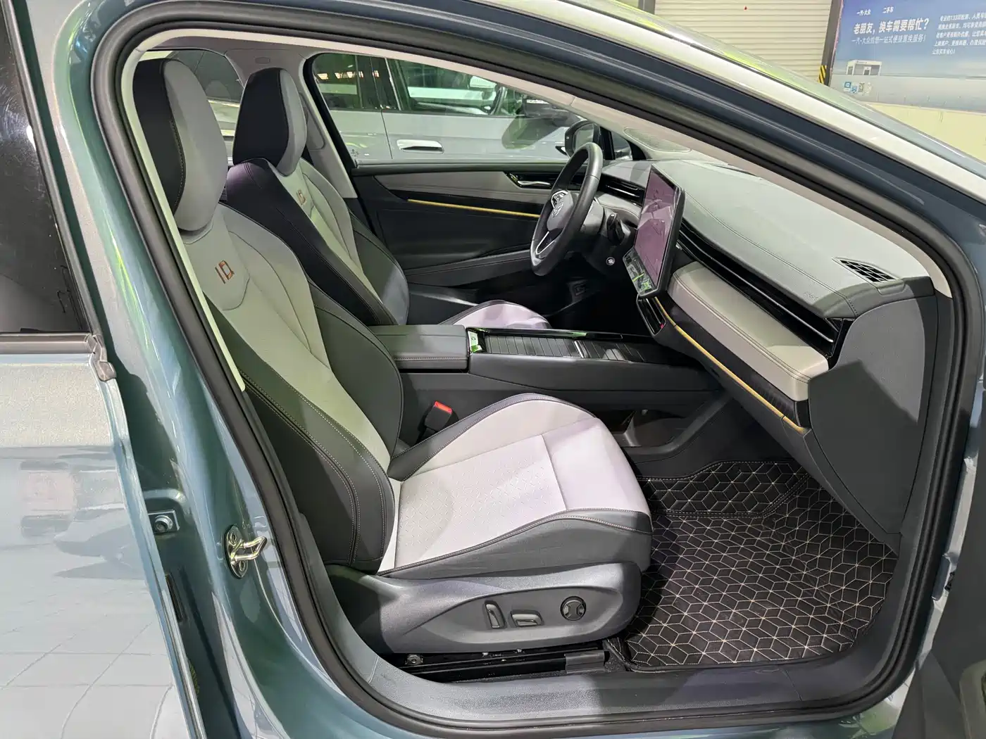 Volkswagen ID.7 VIZZION 2024 AIR фото 7