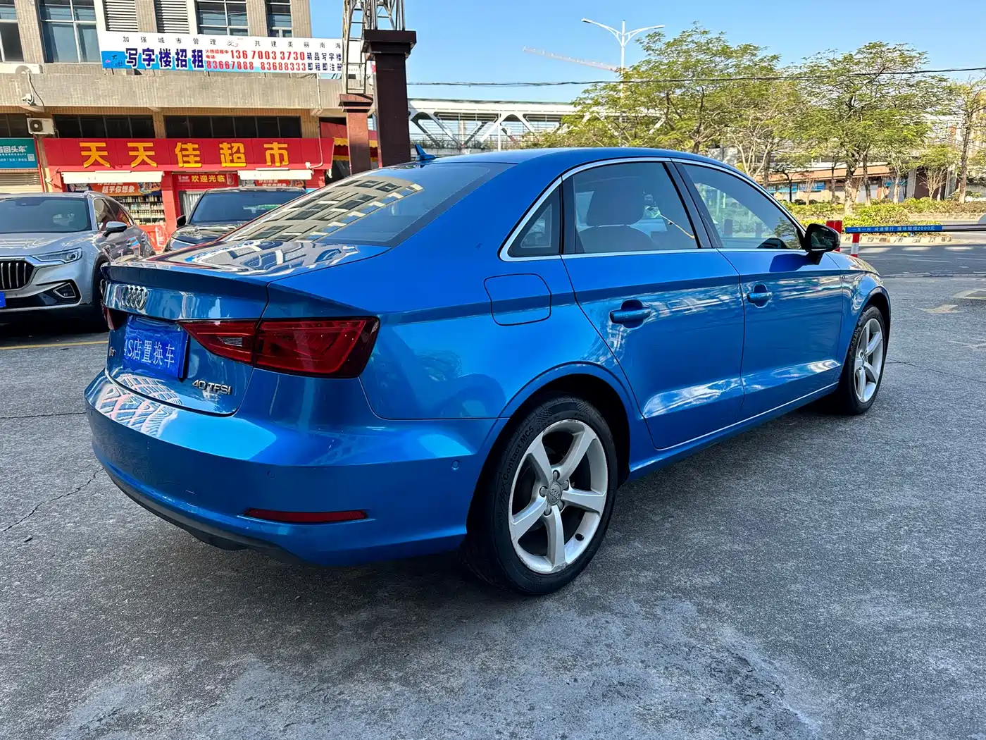 Audi A3 2016 Limousine 40 TFSI Luxury фото 6