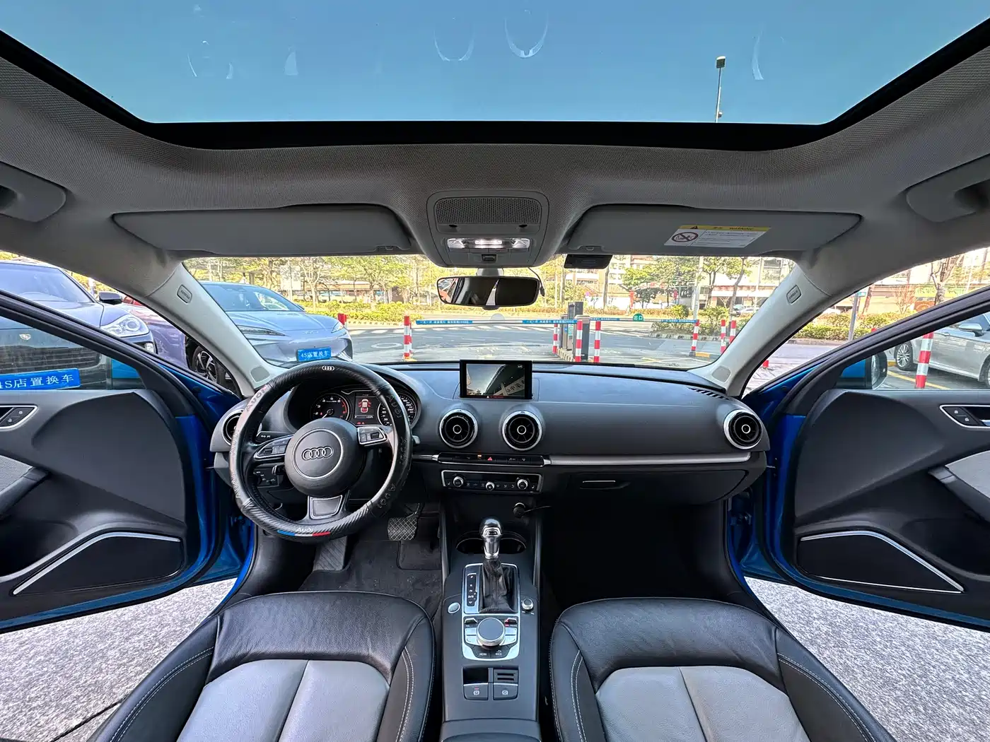Audi A3 2016 Limousine 40 TFSI Luxury фото 13
