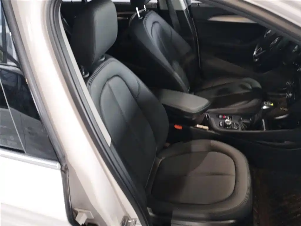 BMW X1 2016 sDrive18Li Fashion Model фото 25