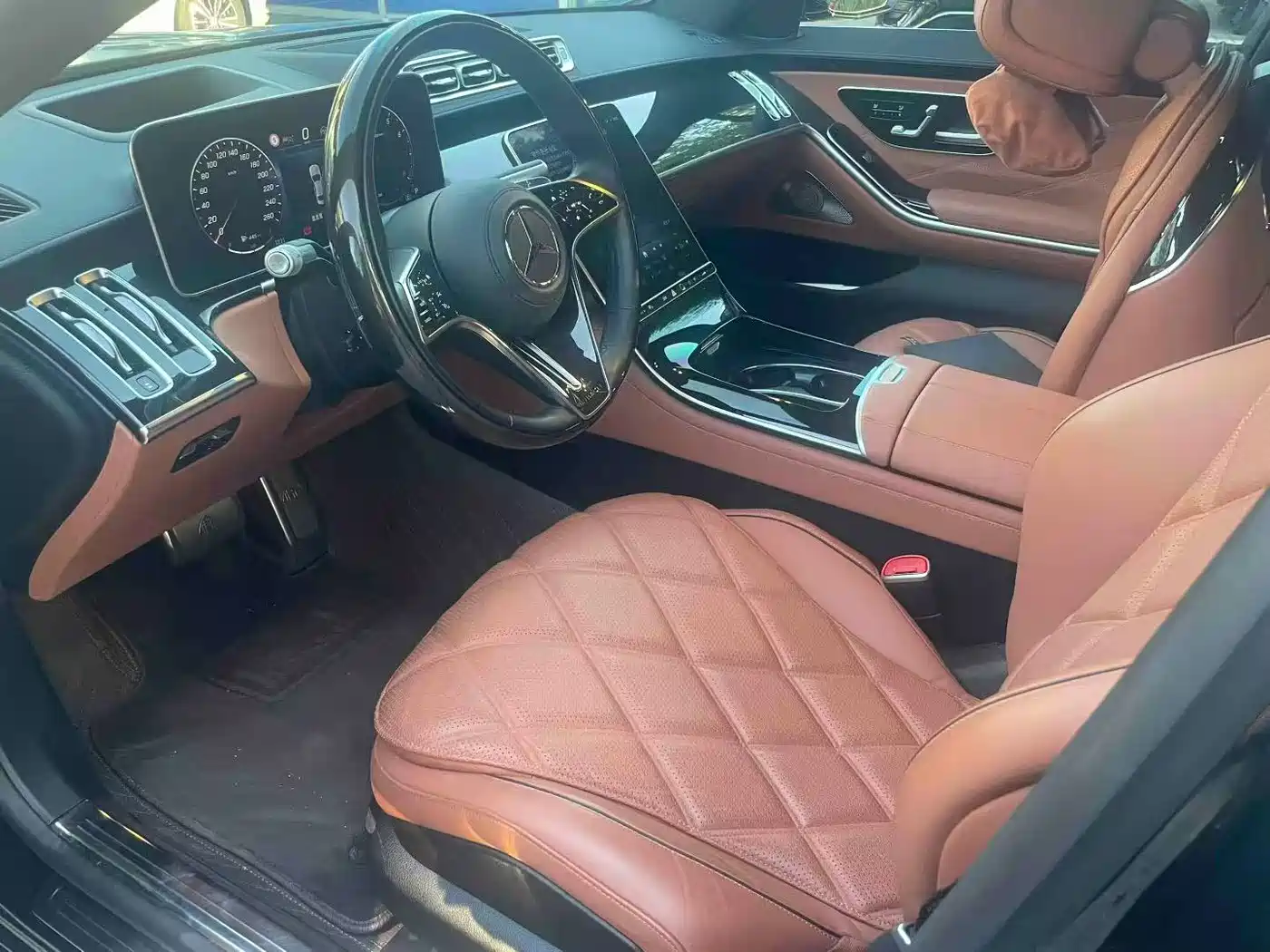 Mercedes-Benz Maybach S-Class 2022 S 480 4MATIC Intelligent Premium Special Edition фото 2