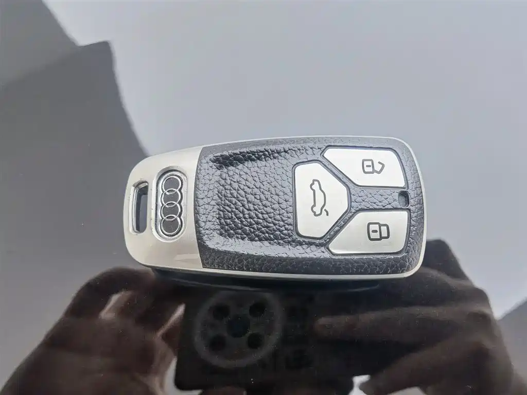 Audi Q5L 2023 40T Luxury Dynamic фото 19