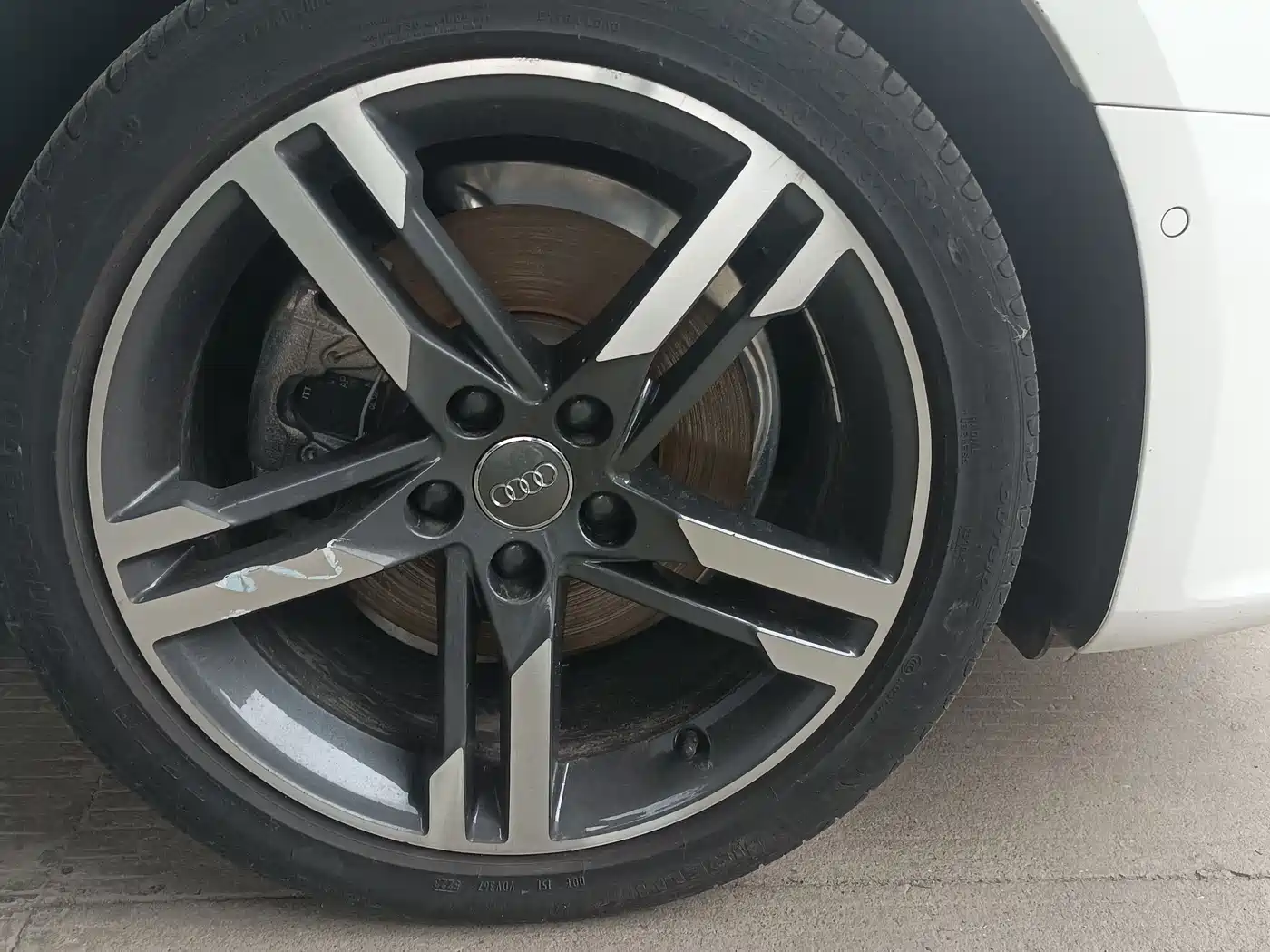 Audi A4L 2022 40 TFSI Luxury Dynamic фото 13