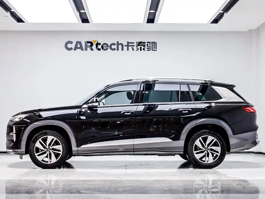 Audi Q6 2024 40 TFSI quattro Cloud View Yulin Package 7-seater фото 2