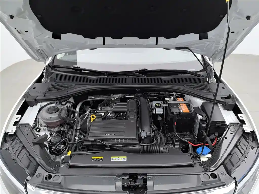 Volkswagen Sagitar 2021 280TSI DSG Luxury Smart Connect фото 6