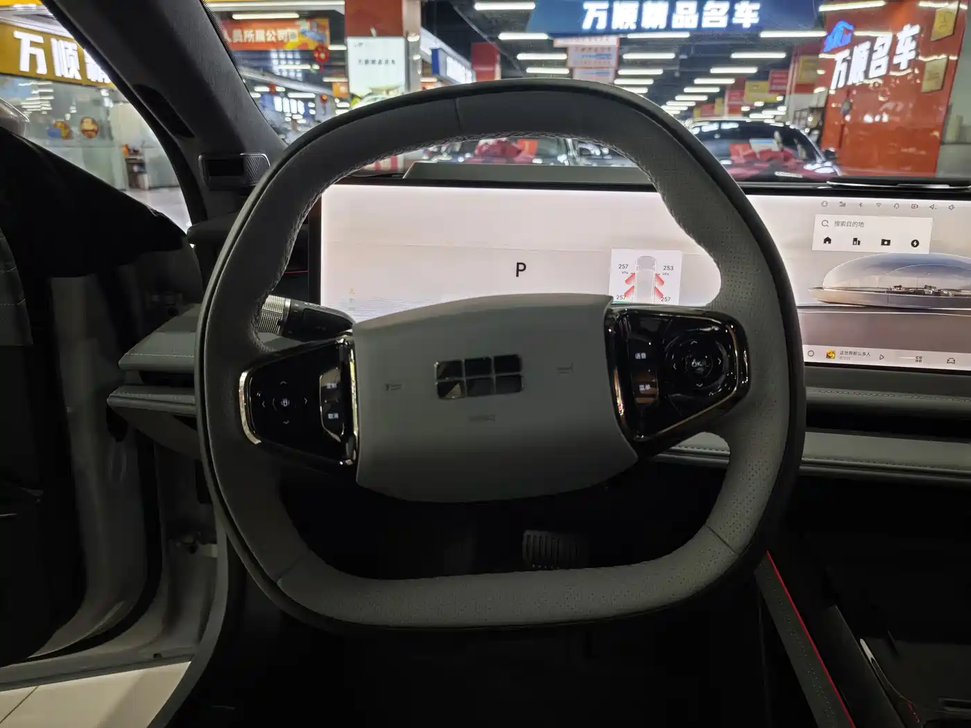 Geely Galaxy Galaxy E8 2025 700km Long Voyage Smart Drive Edition фото 4