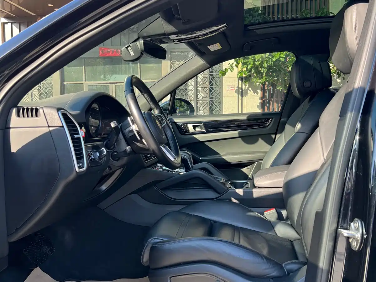 Porsche Cayenne 2019 Cayenne 3.0T фото 7