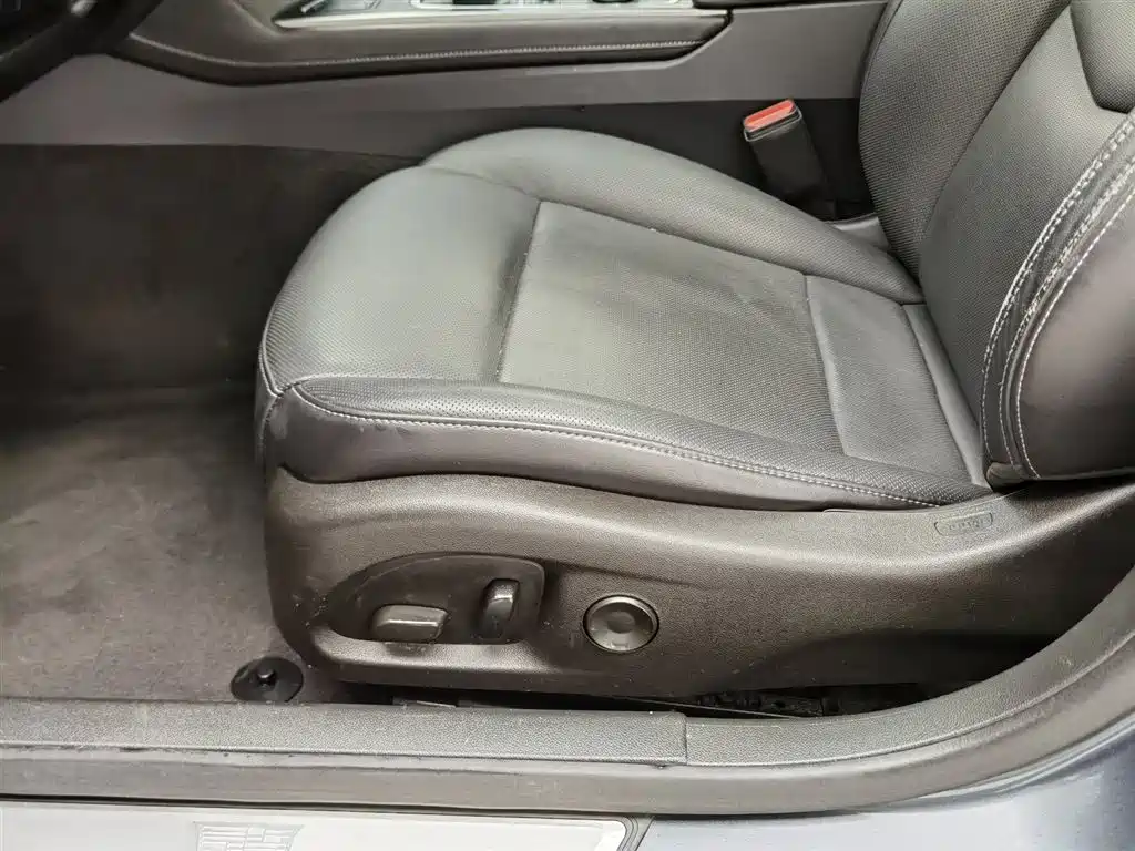 Cadillac CT5 2021 28T Luxury фото 20