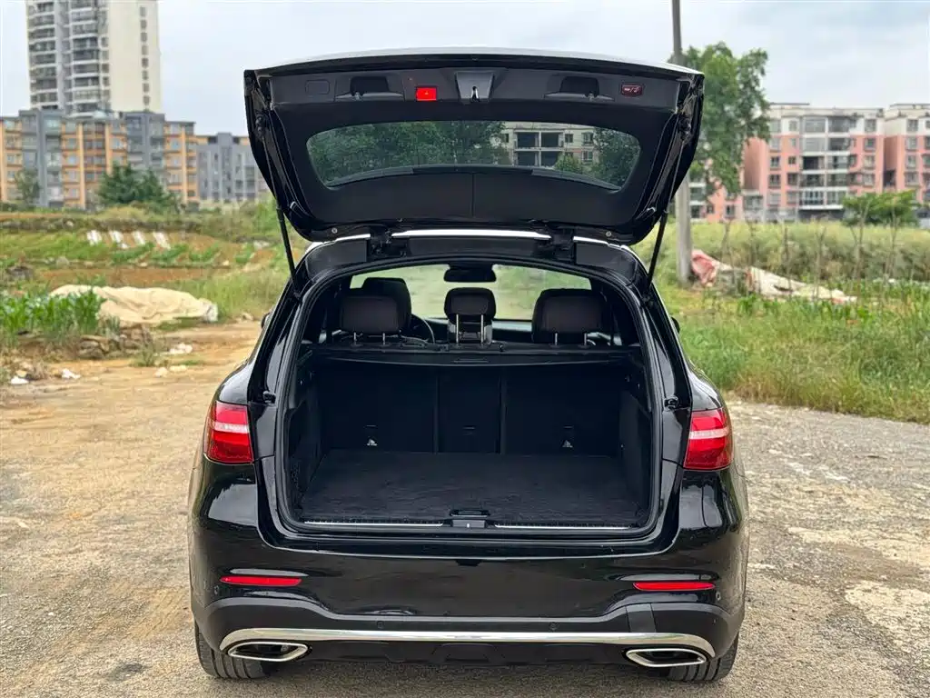 Mercedes-Benz GLC 2018 Facelift GLC 260 4MATIC Luxury фото 13