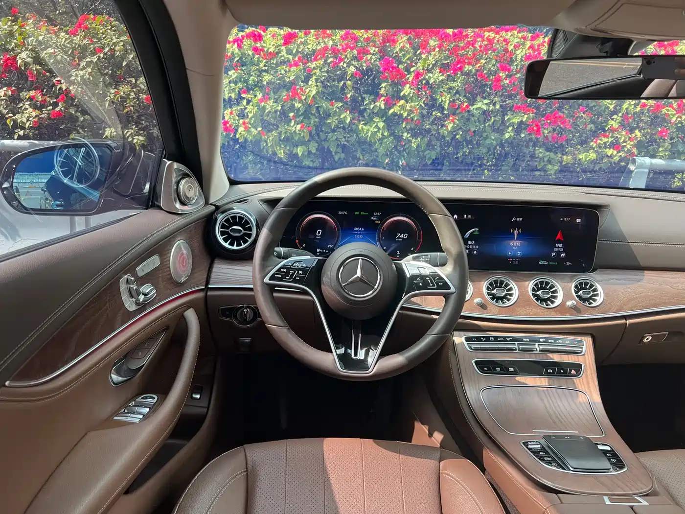 MERCEDES-BENZ E CLASS