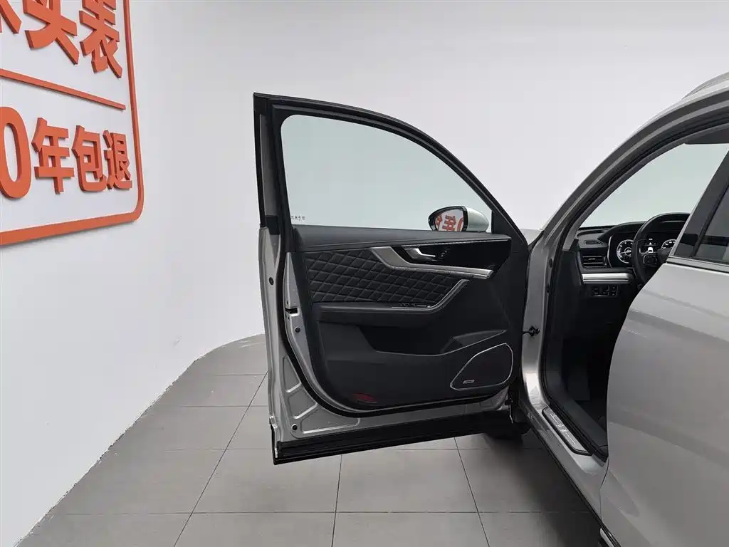 Hongqi HS5 2019 2.0T Smart Connect Enjoy Edition фото 8