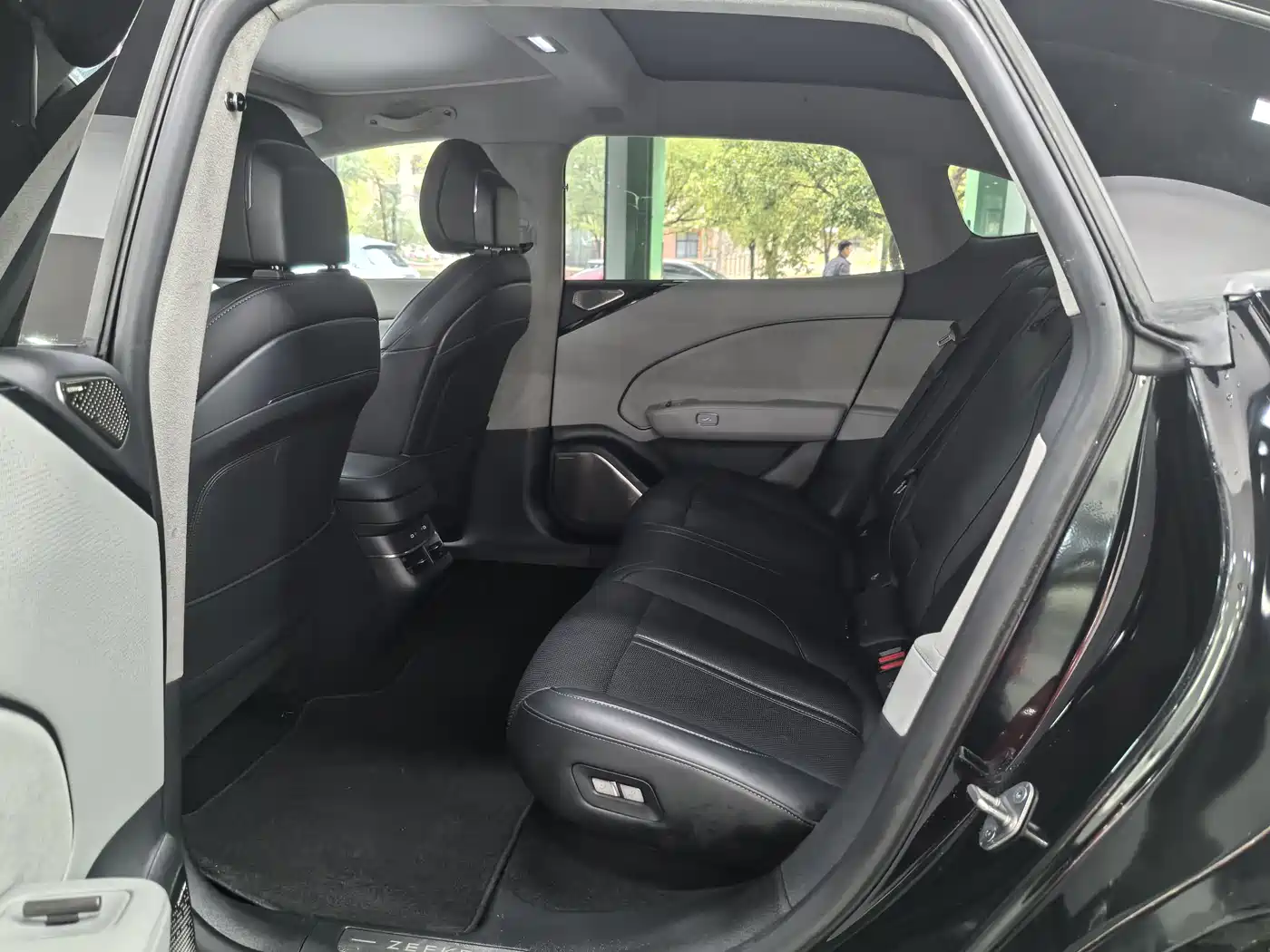 ZEEKR EXTREME KRYPTON 007