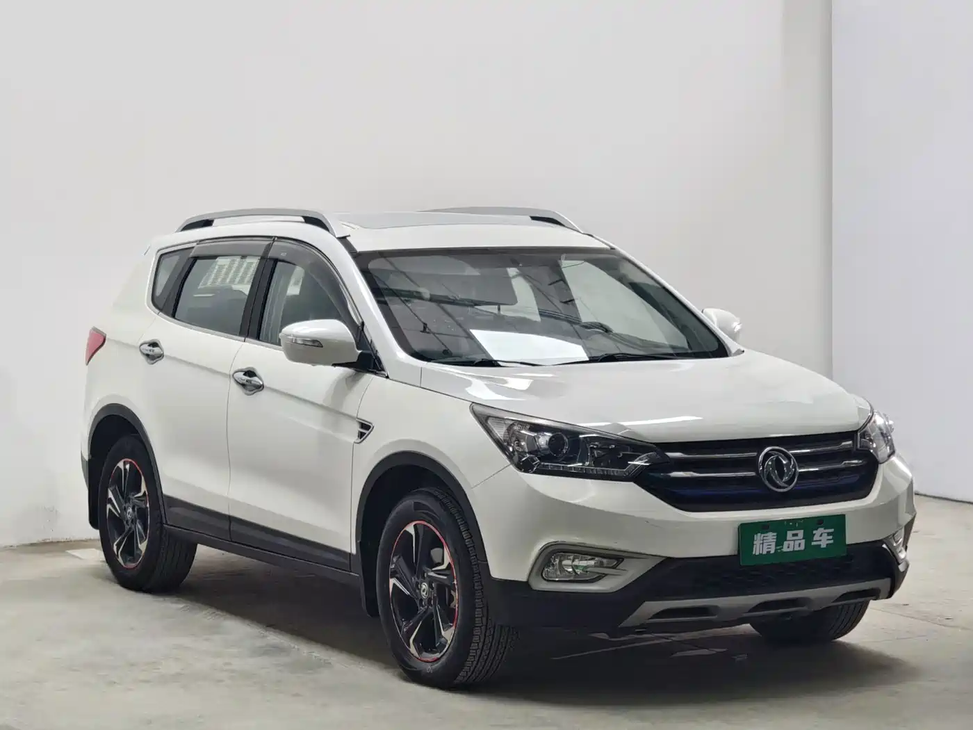 Dongfeng Aeolus Dongfeng Fengshen AX7 2016 2015 2.0L Automatic Smart Ease