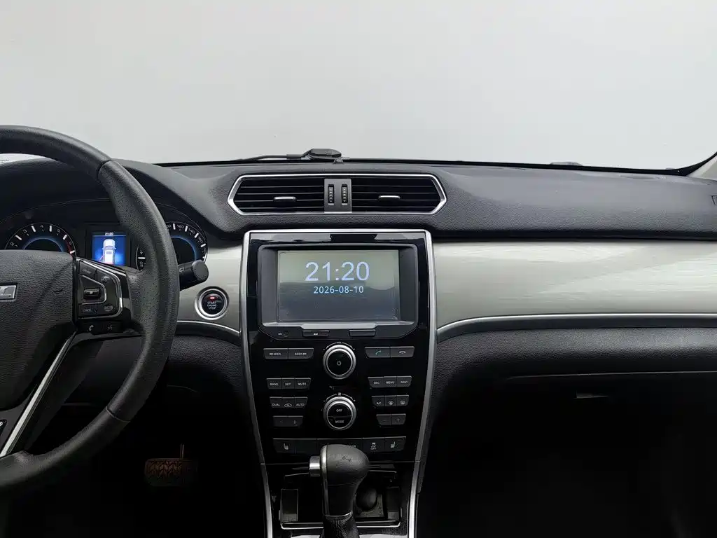 Фото 12 - Haval H2