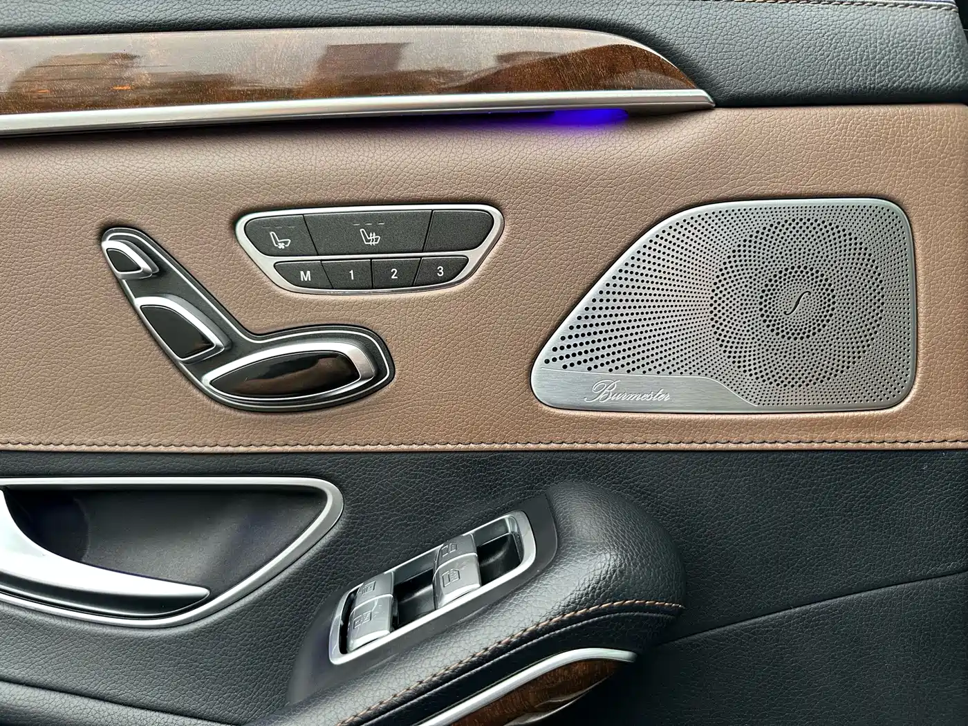 Фото 16 - Mercedes-Benz S-Class