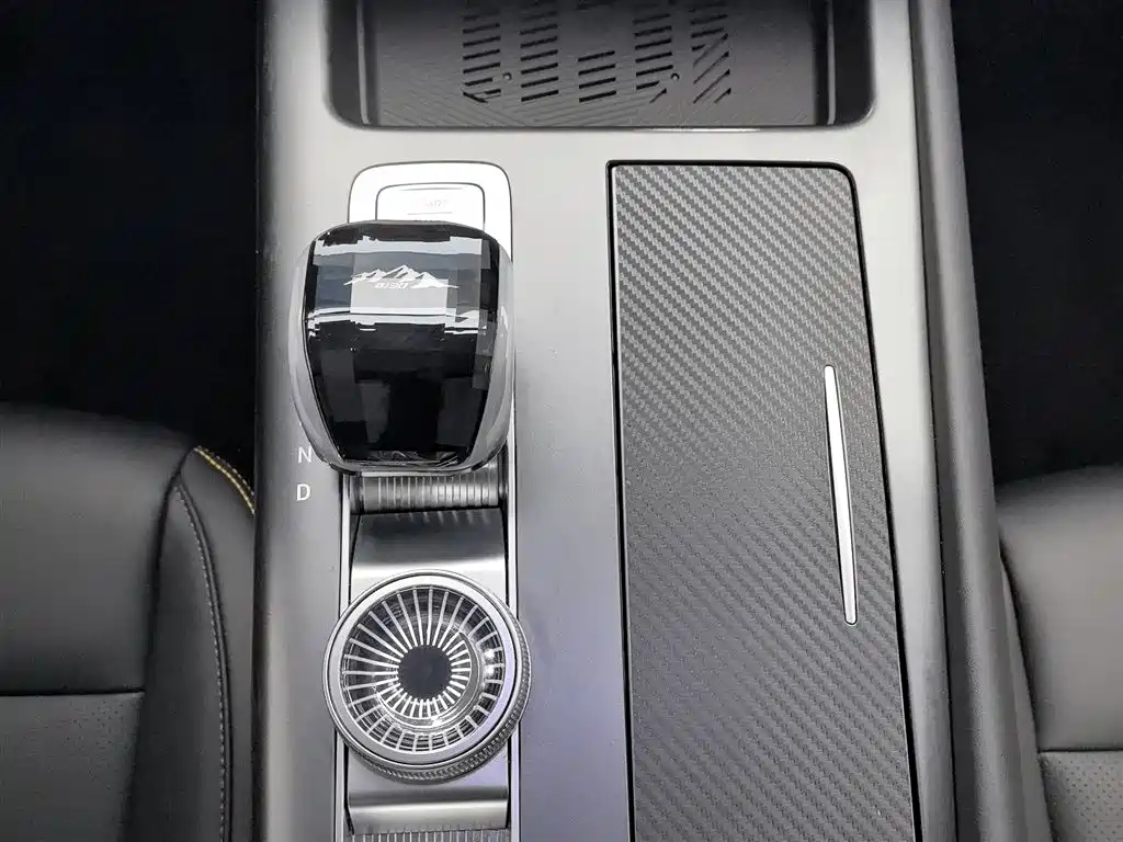 BAIC ORV Beijing Off-Road BJ30 2024 1.5T Magic Core Electric Drive Advanced Edition фото 13
