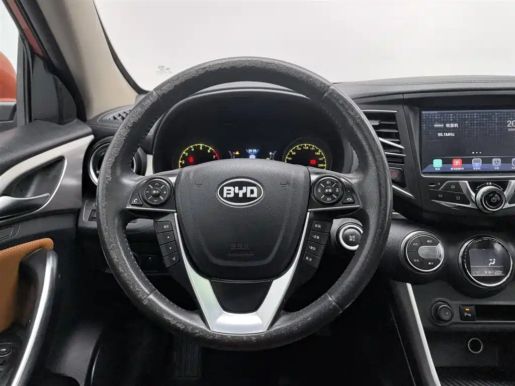 BYD Song 2016 1.5TI Manual Premium фото 11
