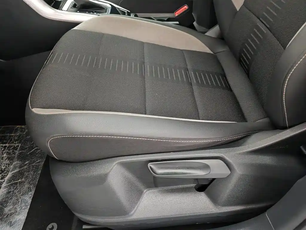 Volkswagen T-ROC 2020 280TSI DSG FWD Elite фото 20