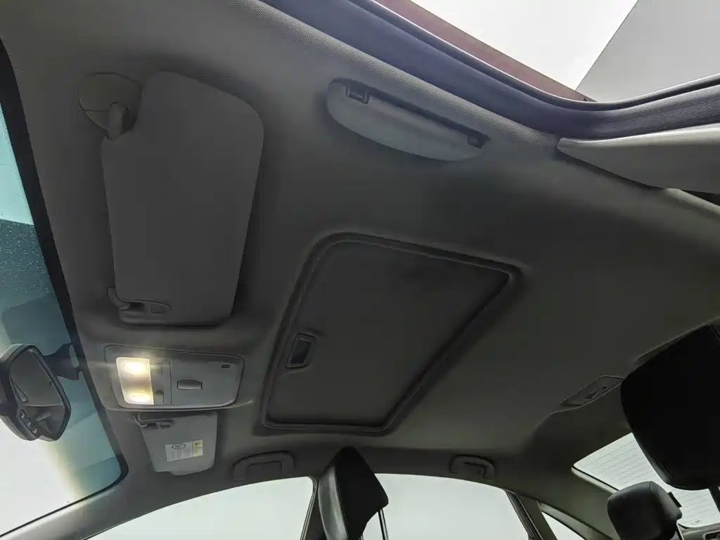 Photo 14 - Buick Excelle