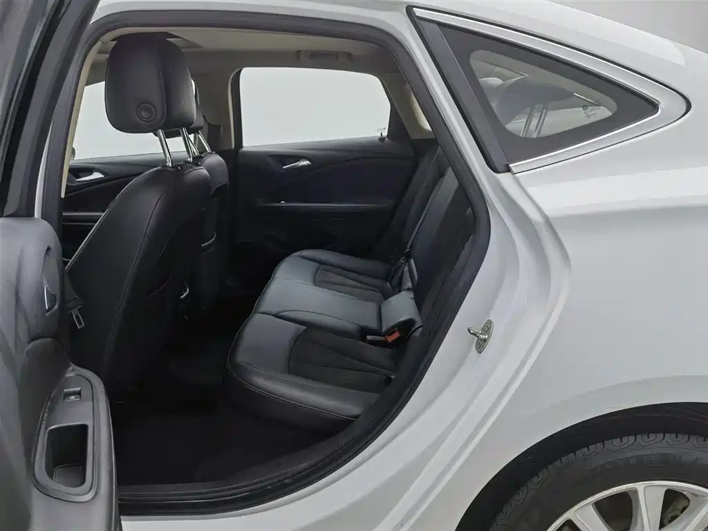 Buick Verano 2015 Sedan 20T Dual-clutch Elite фото 15