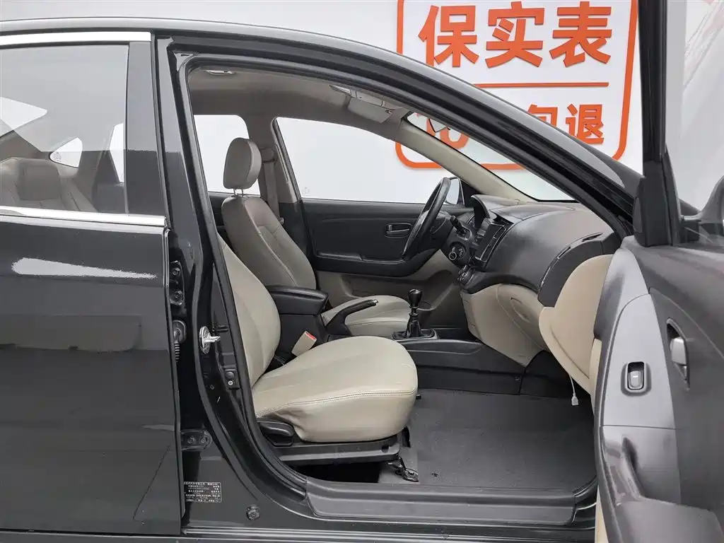 Hyundai Elantra 2011 1.6L Manual Comfort фото 23
