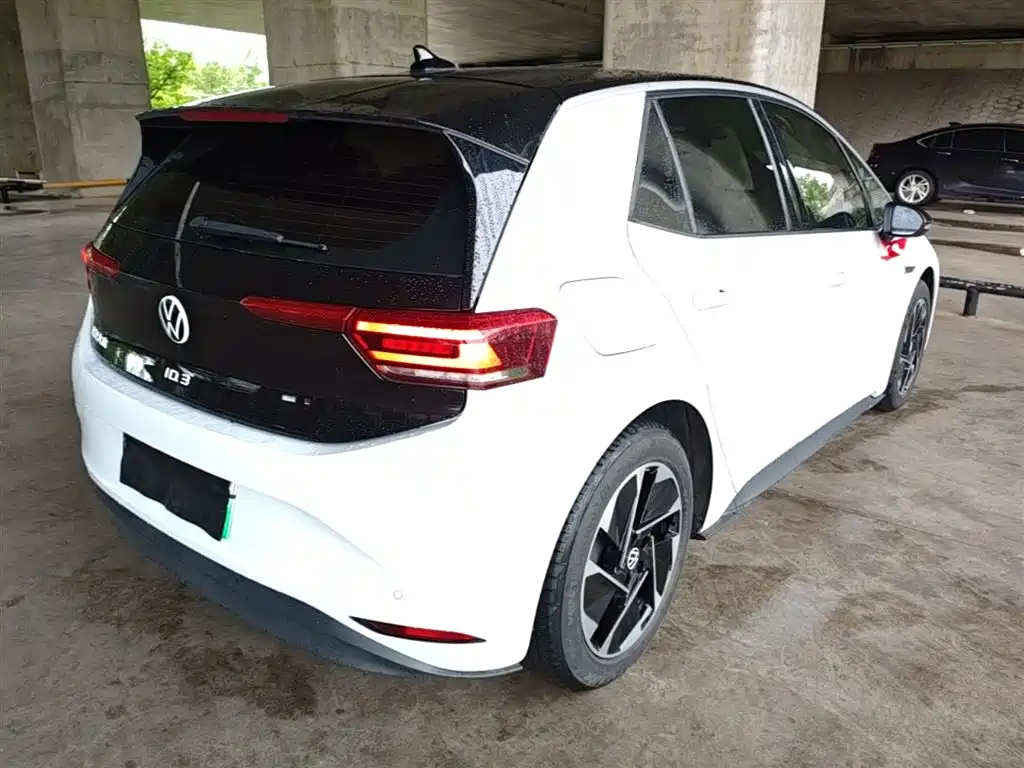 Volkswagen ID.3 2024 Pure Smart Edition фото 7