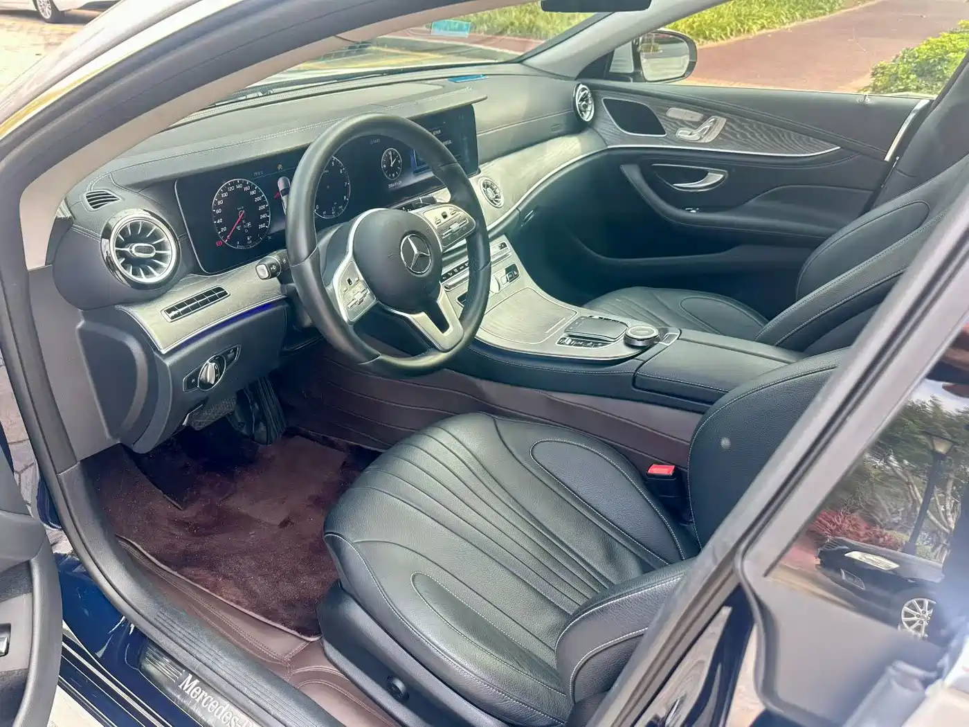 Mercedes-Benz CLS 2018 CLS 300 Dynamic фото 5