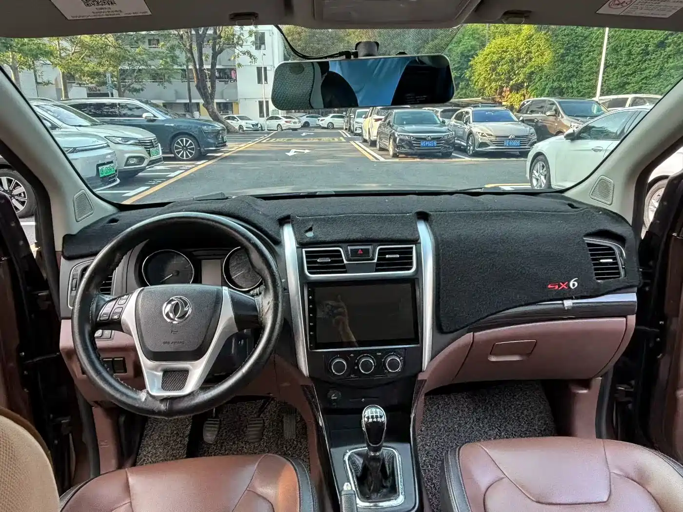 Dongfeng Fengxing Fengxing SX6 2017 2016 1.6L Manual Luxury