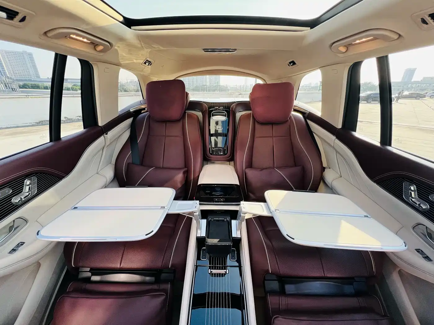 Mercedes-Benz GLS 2023 GLS 450 4MATIC Luxury Edition фото 9