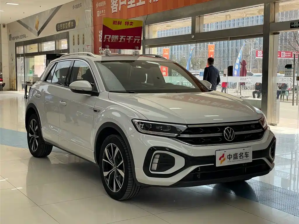 VOLKSWAGEN T-ROC EXPLORING SONGS