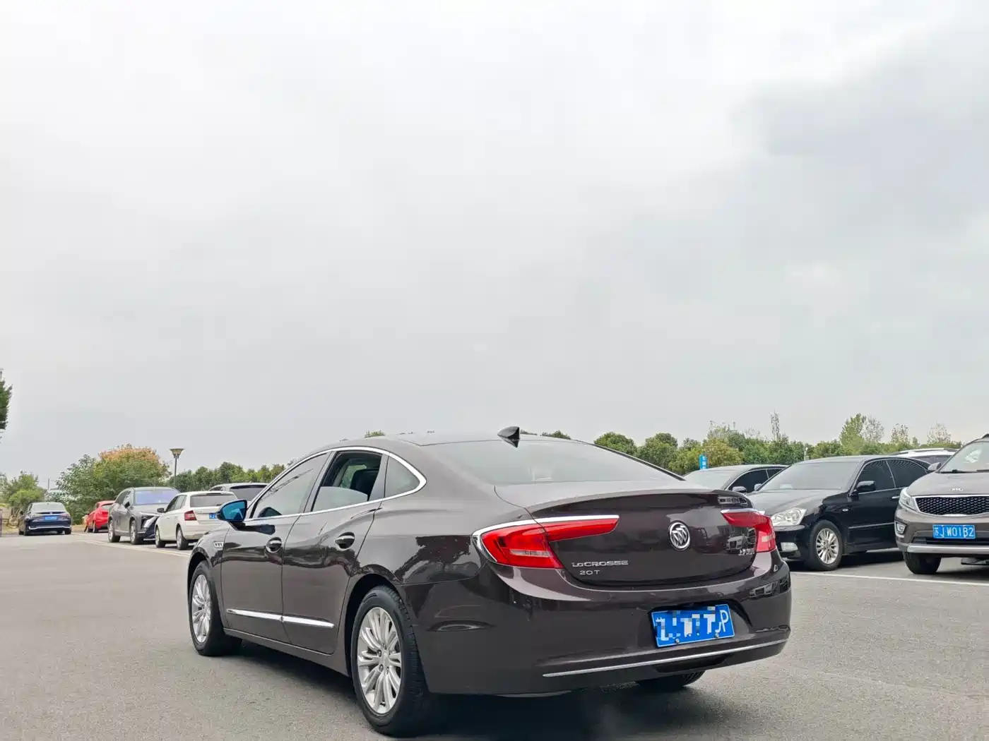 Buick LaCrosse 2018 Model 20T Leading Edition фото 6