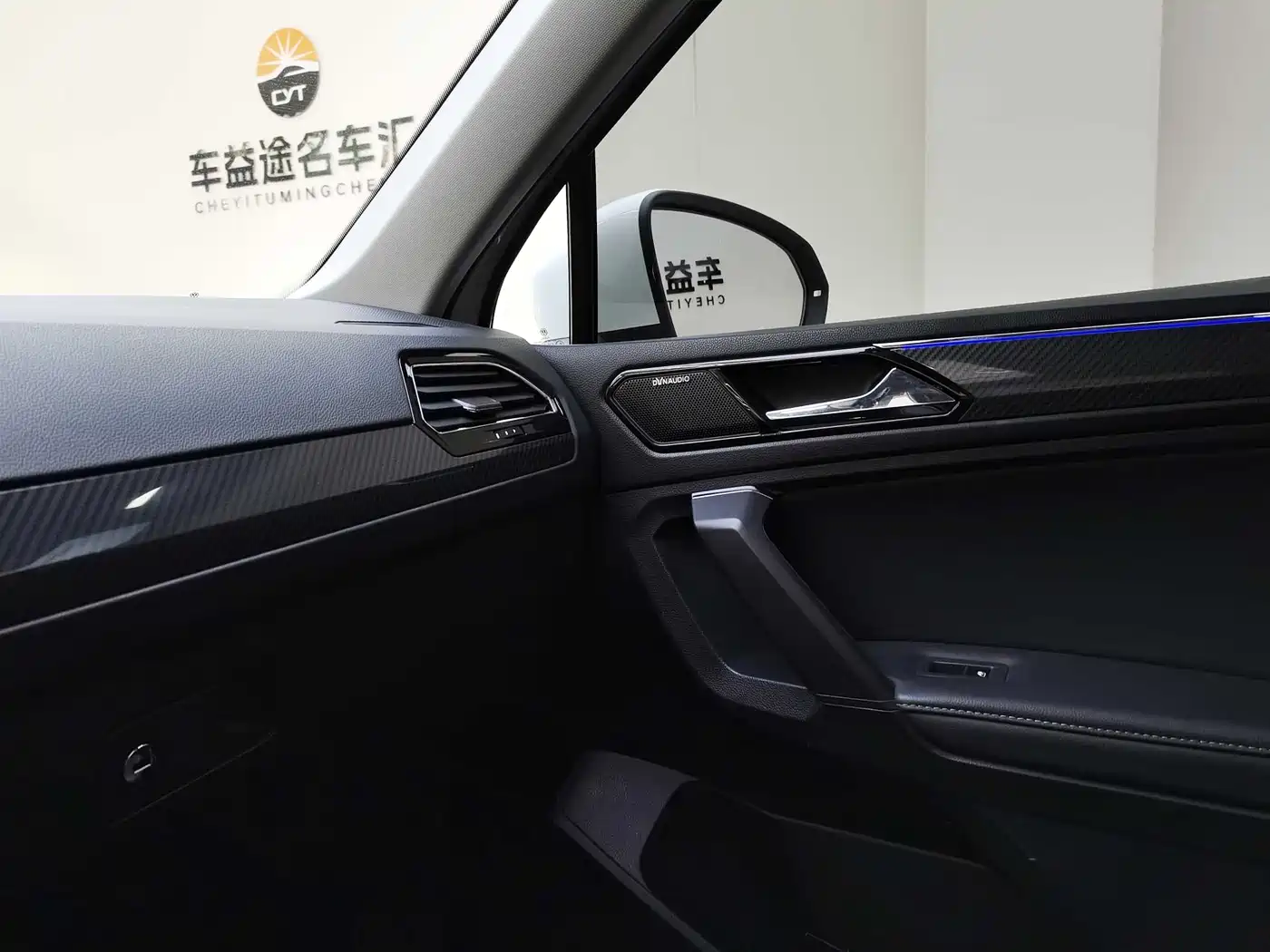 Volkswagen Tiguan L 2019 380TSI Auto 4WD Smart Luxury Edition China VI фото 15