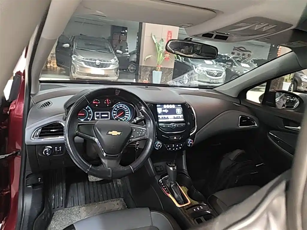 Chevrolet Cruze 2018 320 Automatic Xuanfeng Urban Edition фото 10