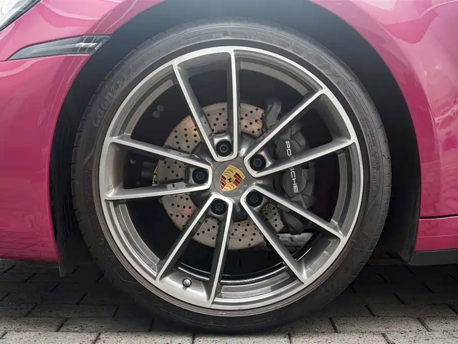 Porsche 911 2023 Carrera 3.0T фото 10