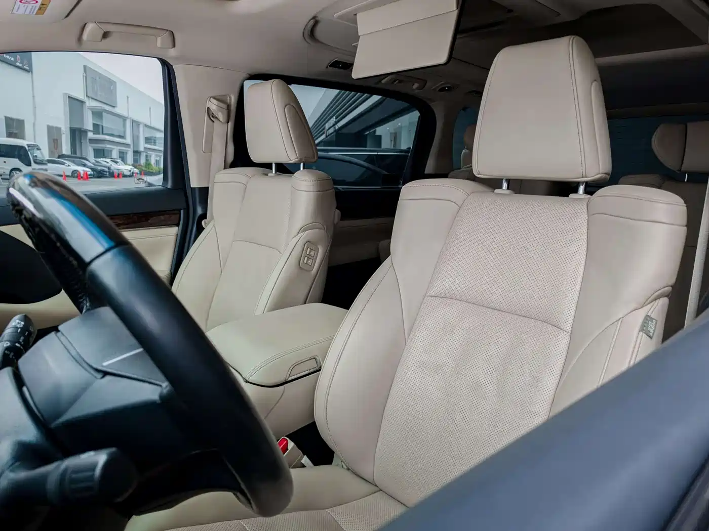 Toyota Alphard 2018 Facelift 3.5L Luxury Edition фото 9