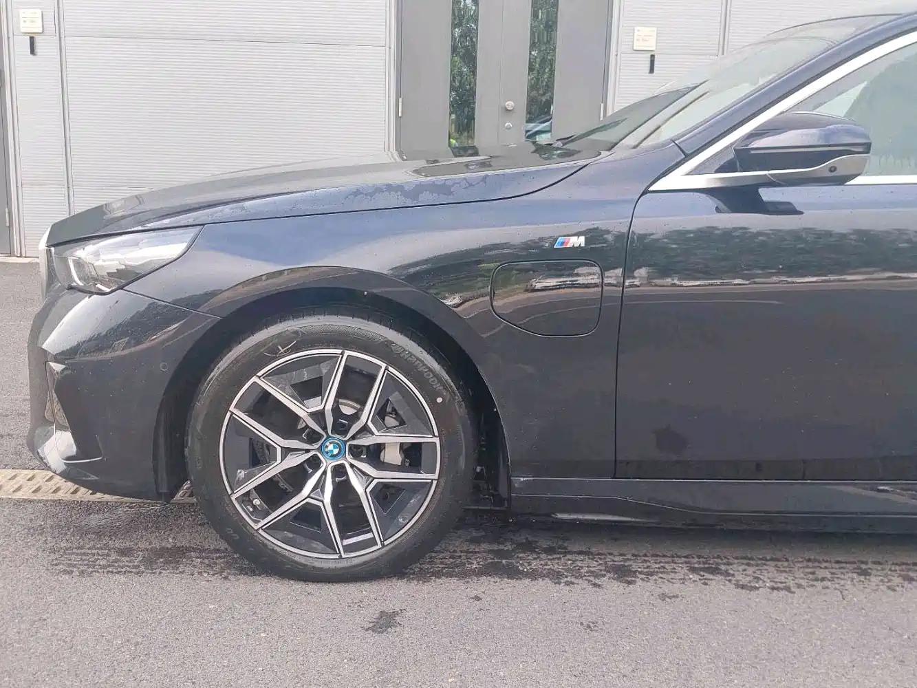 BMW i5 2025 2024 eDrive 35L Premium Model M Sport Package
