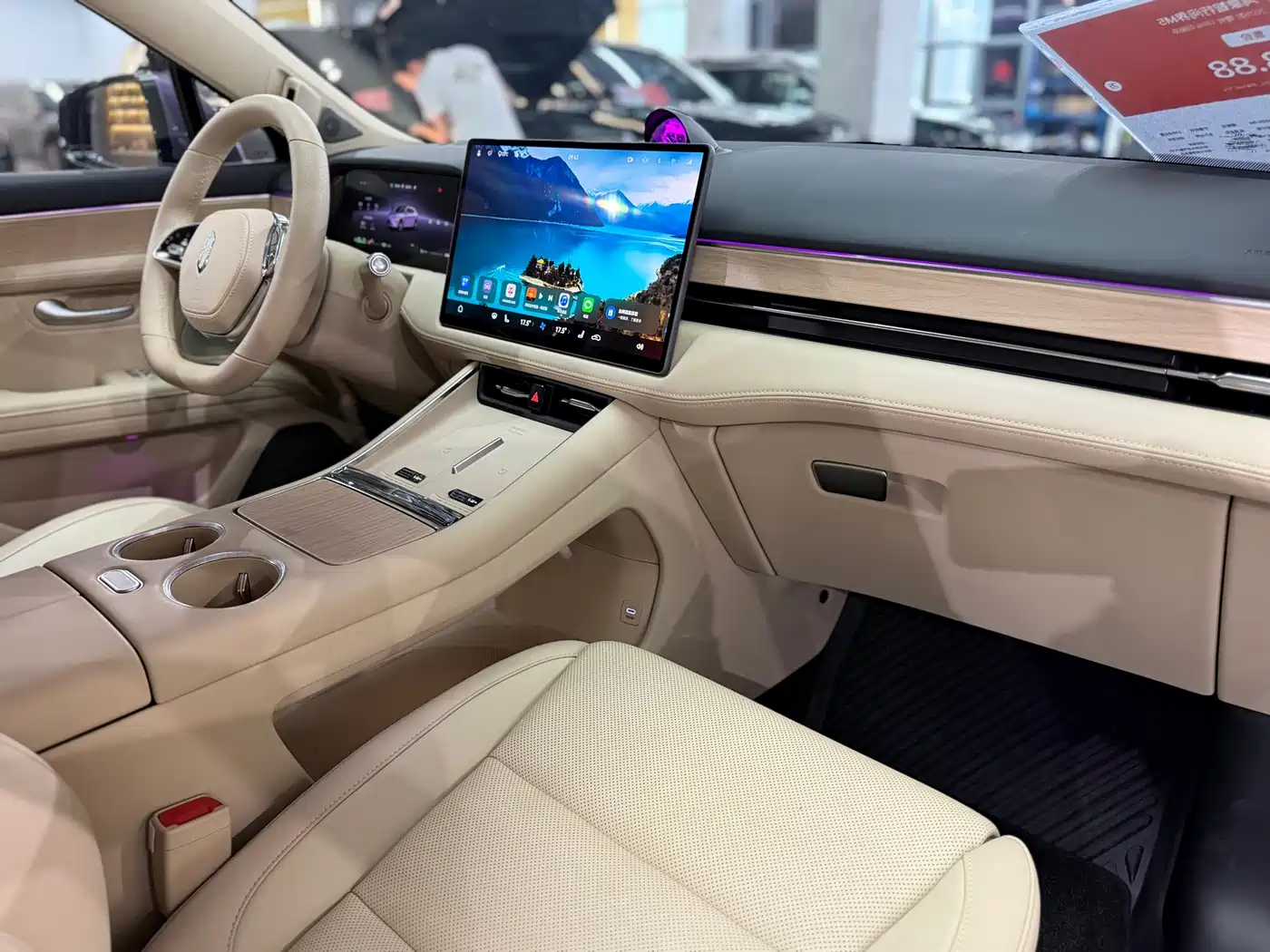 AITO Wenjie AITO M5 2025 Extended Range Ultra AWD фото 11