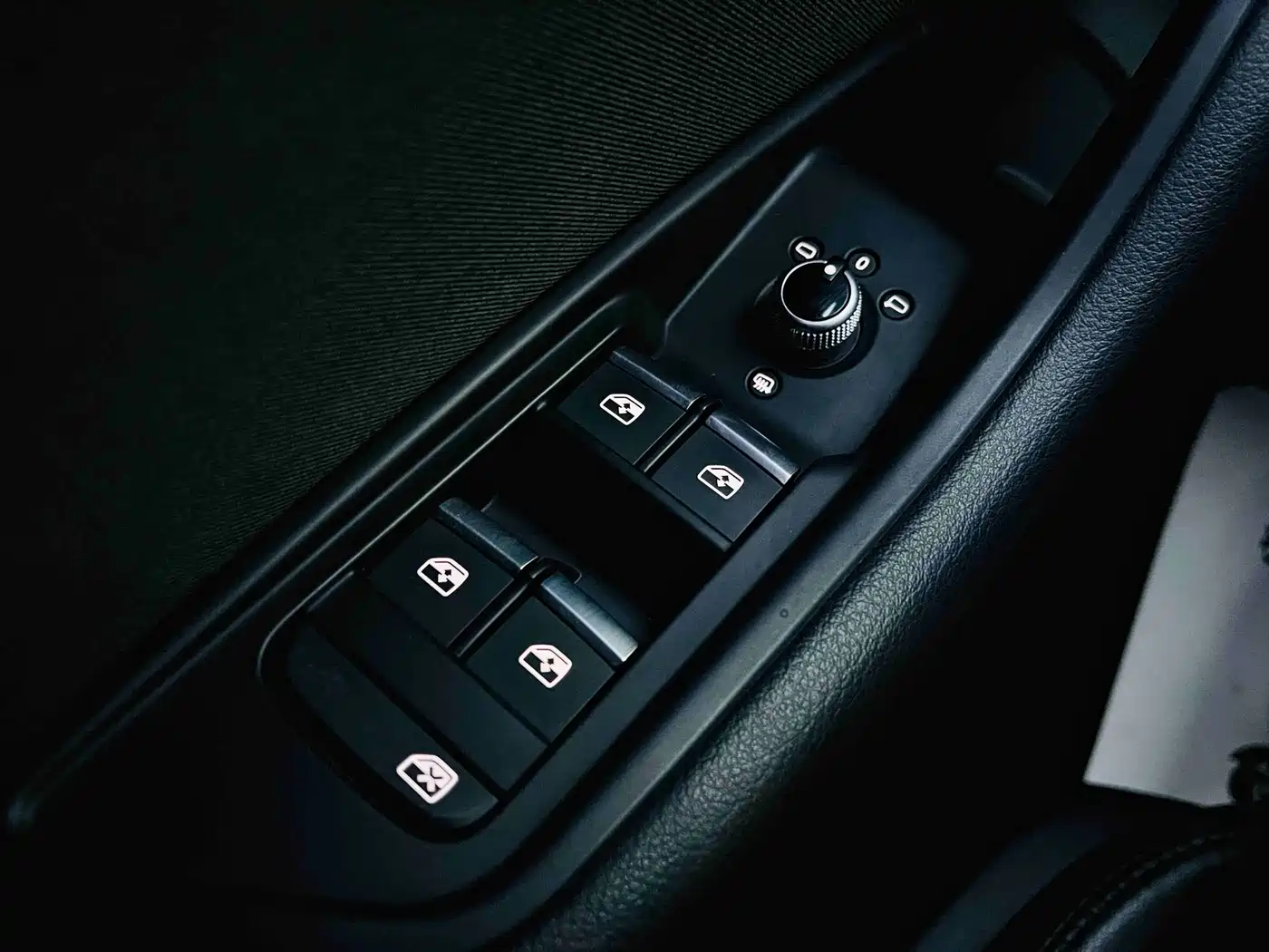 Audi A4L 2018 30th Anniversary 30 TFSI Progressive фото 18