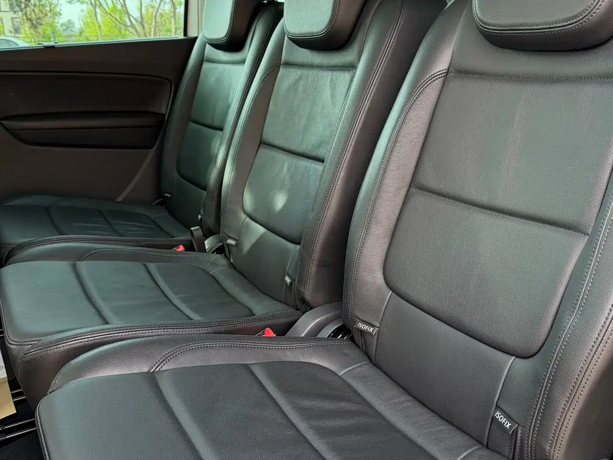 Volkswagen Sharan 2014 2.0TSI Comfort фото 10