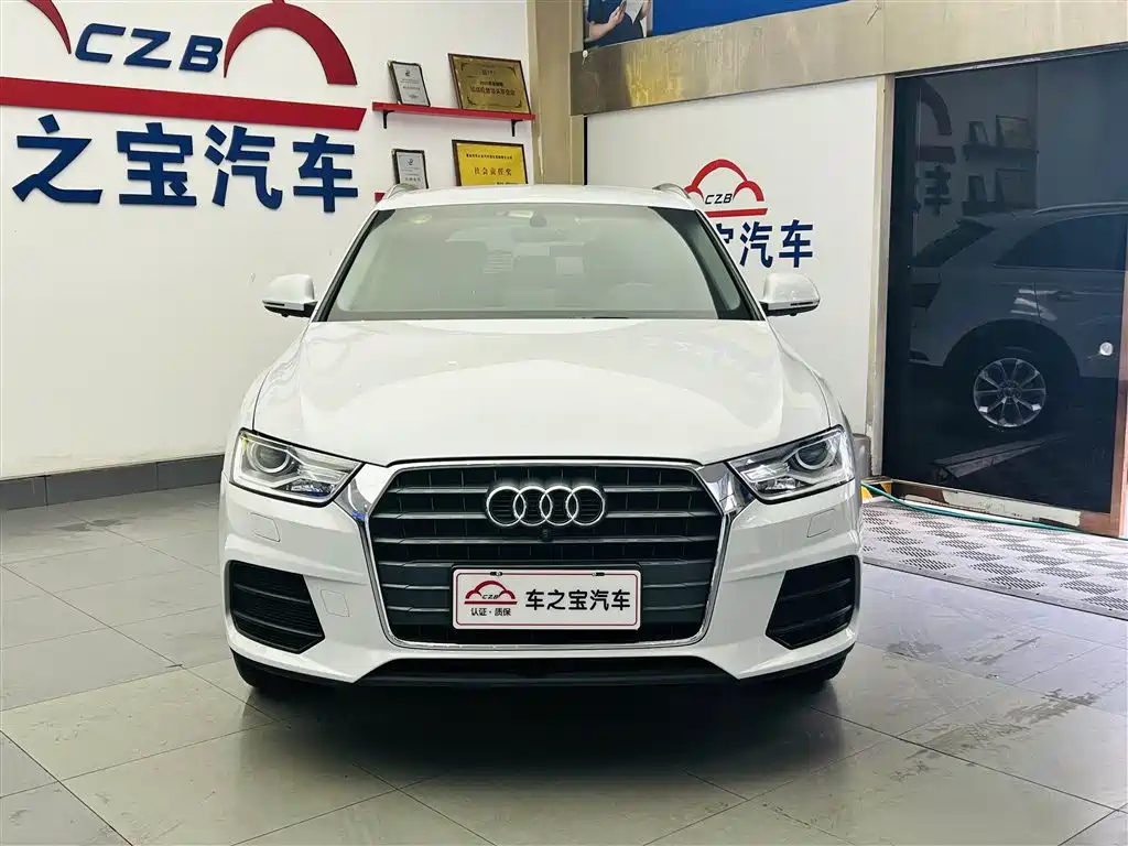 Audi Q3 2018 30th Anniversary Edition 30 TFSI Standard фото 2