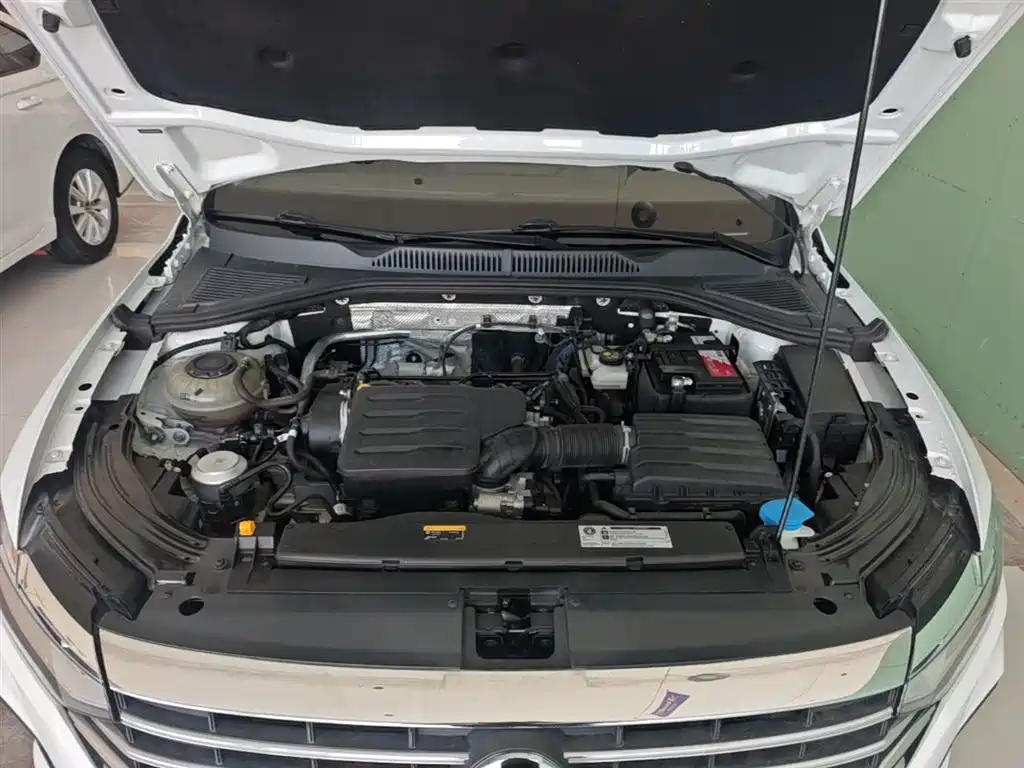 Volkswagen Lavida 2023 Facelift 1.5L Auto Comfort Edition фото 20