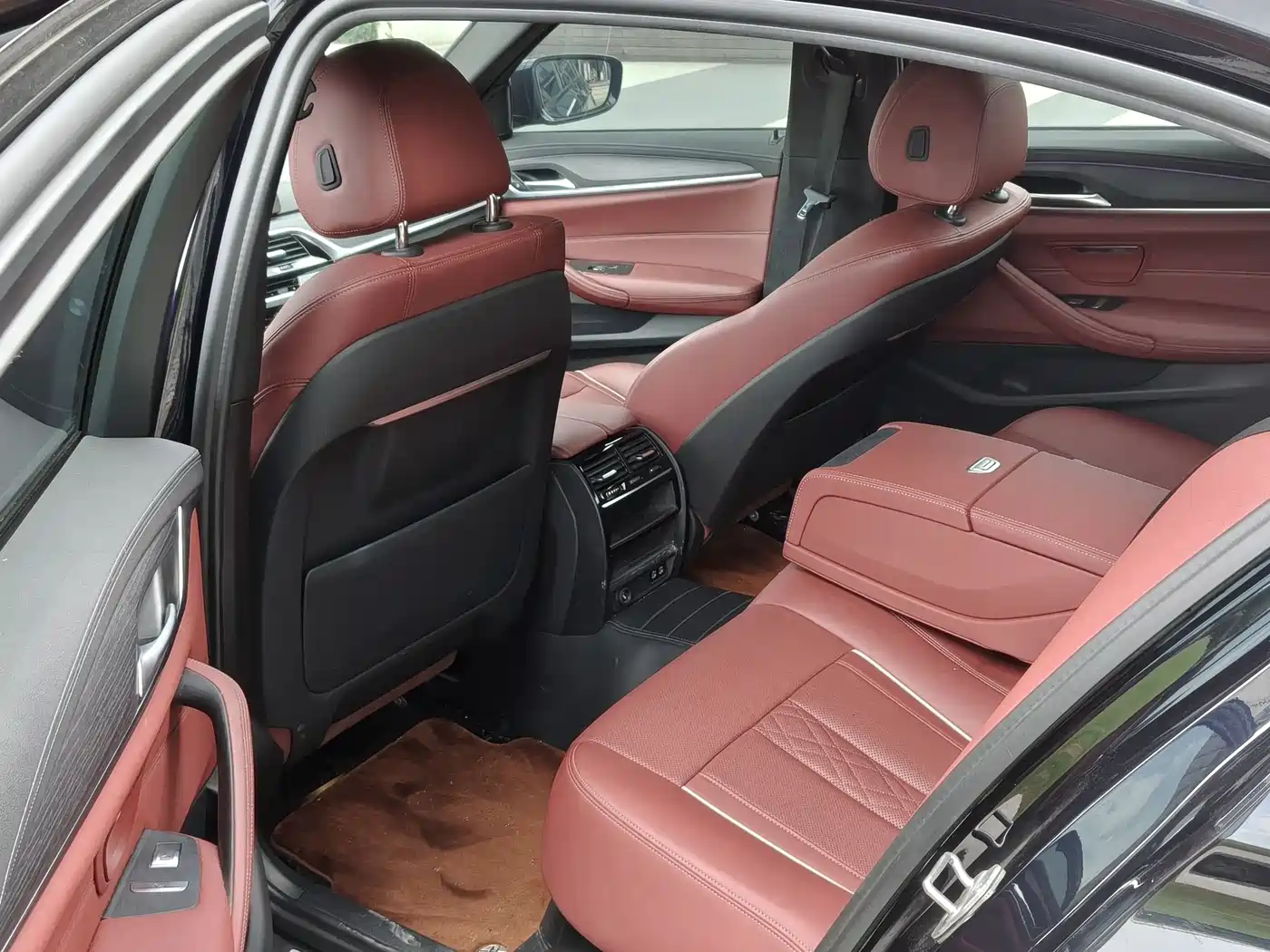 BMW 5 Series 2022 Facelift 530Li Leading M Sport Package фото 5