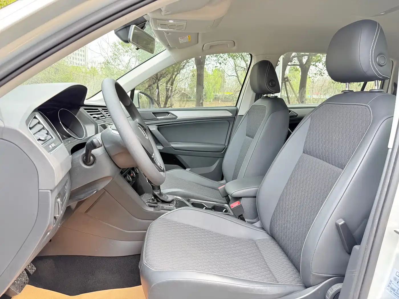 Volkswagen Tiguan L 2019 330TSI Automatic 2WD Trend Edition China VI фото 9