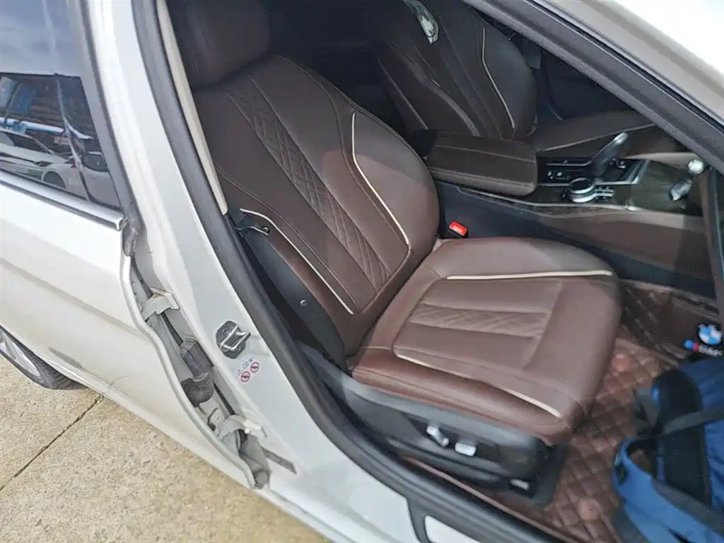 BMW 5 Series 2022 525Li Luxury Package фото 25